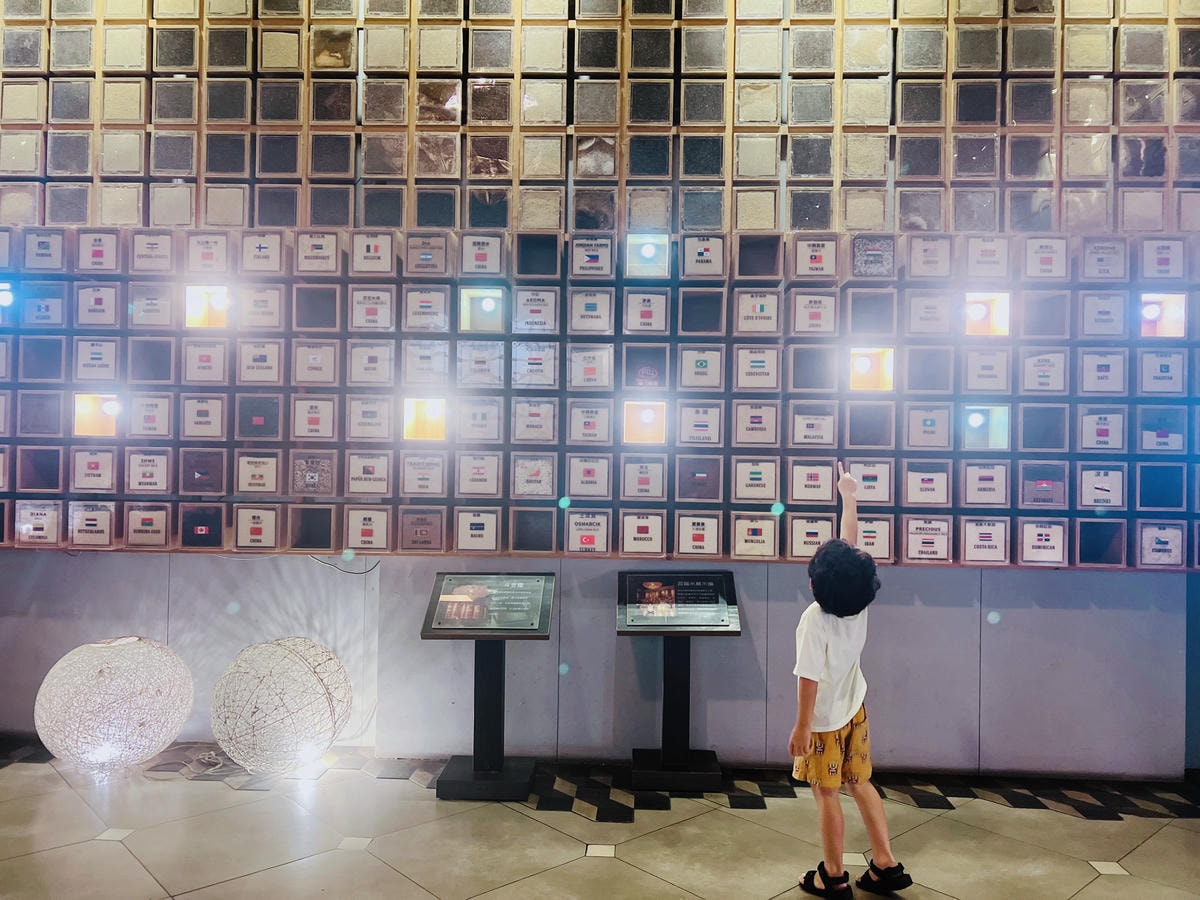 20251114-pzg7v 20251114-pzg7v