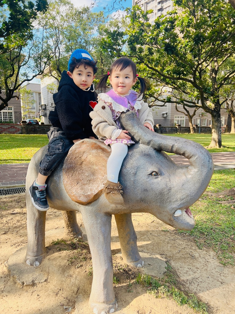 20251114-lf85n 20251114-lf85n