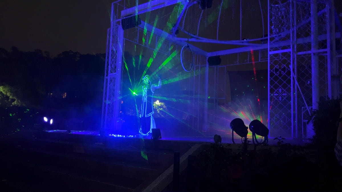 20251114-yeaj7 20251114-yeaj7