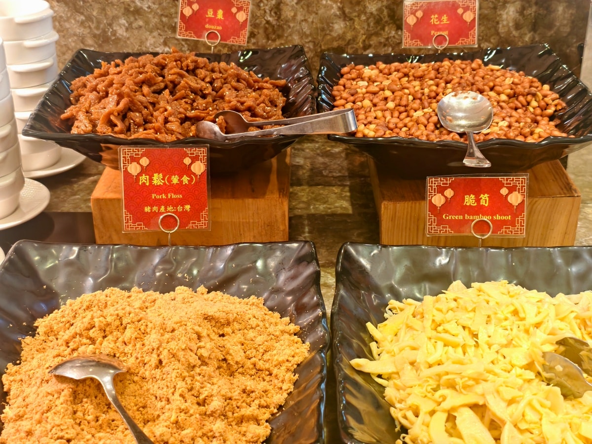 ★金門親子飯店推薦★金門最美湖景飯店『金湖飯店』,坐擁太湖美景、超萌水獺親子主題房、戰地特色遊戲室、露天泳池、SPA、高爾夫推桿!緊鄰昇恆昌免稅店,全家放鬆放電、逛街購物,一站滿足的五星級規格國際觀光飯店! - 第86張圖 ★金門親子飯店推薦★金門最美湖景飯店『金湖飯店』,坐擁太湖美景、超萌水獺親子主題房、戰地特色遊戲室、露天泳池、SPA、高爾夫推桿!緊鄰昇恆昌免稅店,全家放鬆放電、逛街購物,一站滿足的五星級規格國際觀光飯店!