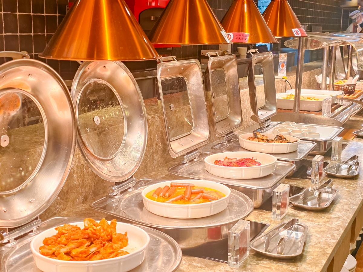 ★金門親子飯店推薦★金門最美湖景飯店『金湖飯店』,坐擁太湖美景、超萌水獺親子主題房、戰地特色遊戲室、露天泳池、SPA、高爾夫推桿!緊鄰昇恆昌免稅店,全家放鬆放電、逛街購物,一站滿足的五星級規格國際觀光飯店! - 第80張圖 ★金門親子飯店推薦★金門最美湖景飯店『金湖飯店』,坐擁太湖美景、超萌水獺親子主題房、戰地特色遊戲室、露天泳池、SPA、高爾夫推桿!緊鄰昇恆昌免稅店,全家放鬆放電、逛街購物,一站滿足的五星級規格國際觀光飯店!