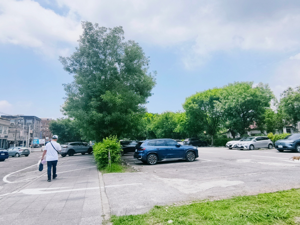 ★台中最新親子景點★東勢獨角仙生態公園，全台首創獨角仙撫育基地，4.8米羽化之塔超刺激、35種遊戲體驗、夏日戲水區，放電兼科普教育、順遊客家文化園區，免門票親子新亮點！！