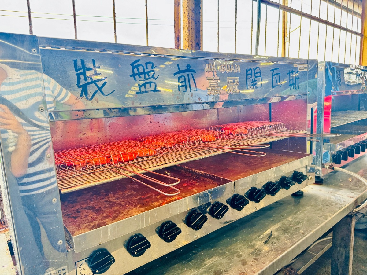 ★宜蘭親子景點★礁溪六隻蝦釣蝦場,新手、親子友善,乾淨無菸的釣蝦體驗,現烤泰國蝦、放電遊戲區,親子一日遊推薦! - 第19張圖 ★宜蘭親子景點★礁溪六隻蝦釣蝦場,新手、親子友善,乾淨無菸的釣蝦體驗,現烤泰國蝦、放電遊戲區,親子一日遊推薦!