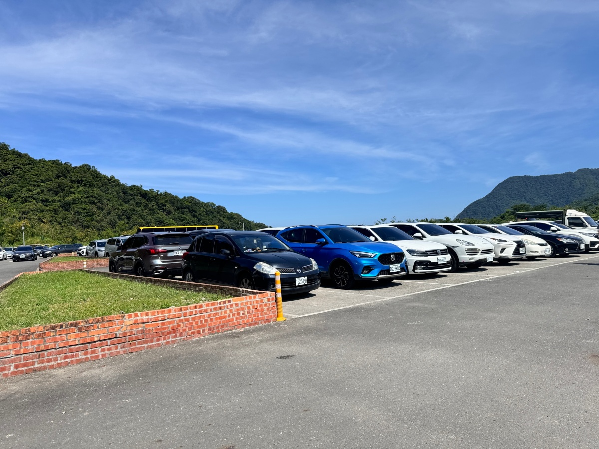 ★宜蘭親子景點★『東岳湧泉公園』免門票免費停車!天然冰冷湧泉,水淺好玩、夏日避暑的水樂園,親子一日遊推薦! - 第2張圖 ★宜蘭親子景點★『東岳湧泉公園』免門票免費停車!天然冰冷湧泉,水淺好玩、夏日避暑的水樂園,親子一日遊推薦!