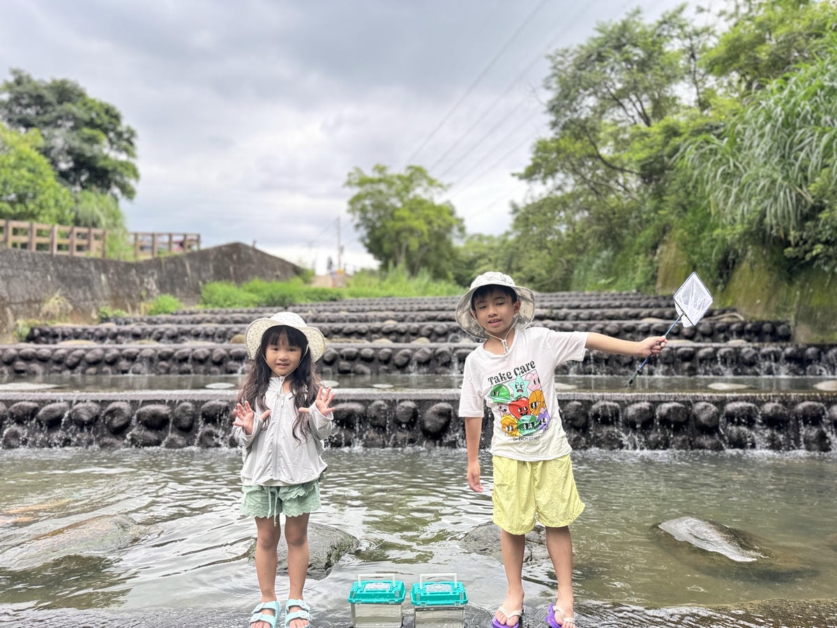 ★桃園親子景點推薦★『千層瀑布』夏日消暑秘境,免上山就能抵達 ★桃園親子景點推薦★『千層瀑布』夏日消暑秘境,免上山就能抵達