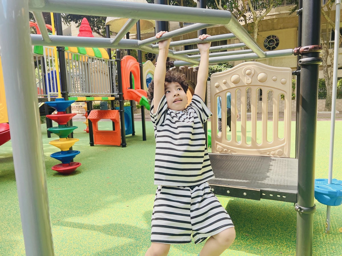 ★桃園★同安親子公園*鄰近全台最美圖書館的小綠地,溜滑梯、立 ★桃園★同安親子公園*鄰近全台最美圖書館的小綠地,溜滑梯、立