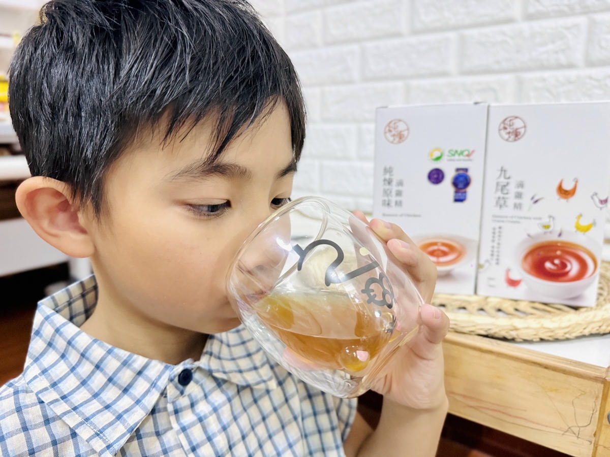 ★育兒分享★小孩挑食怎麼辦？一喝就愛上的純煉九尾草滴雞精，不
