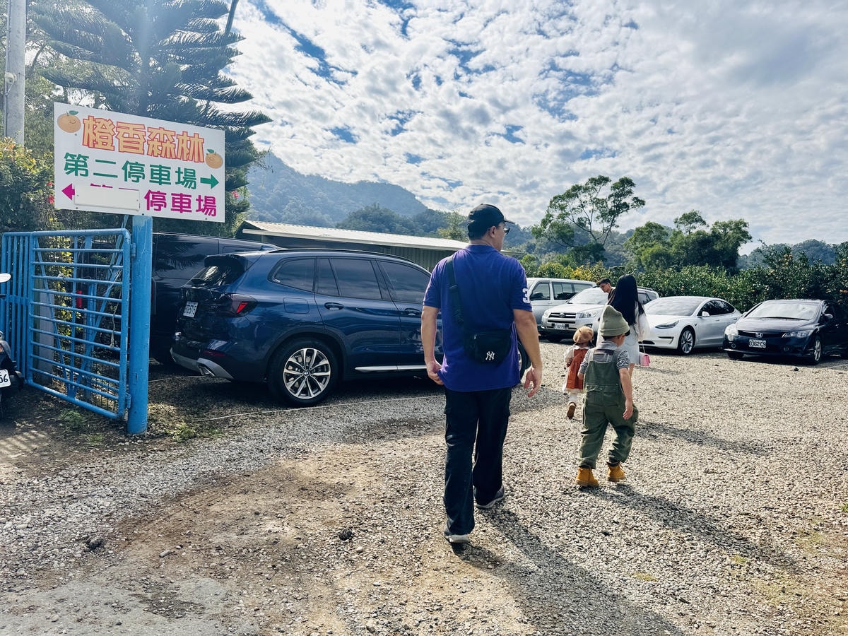 ★苗栗親子景點推薦★台版濟州島『橙香森林』橘子園，一年四季全