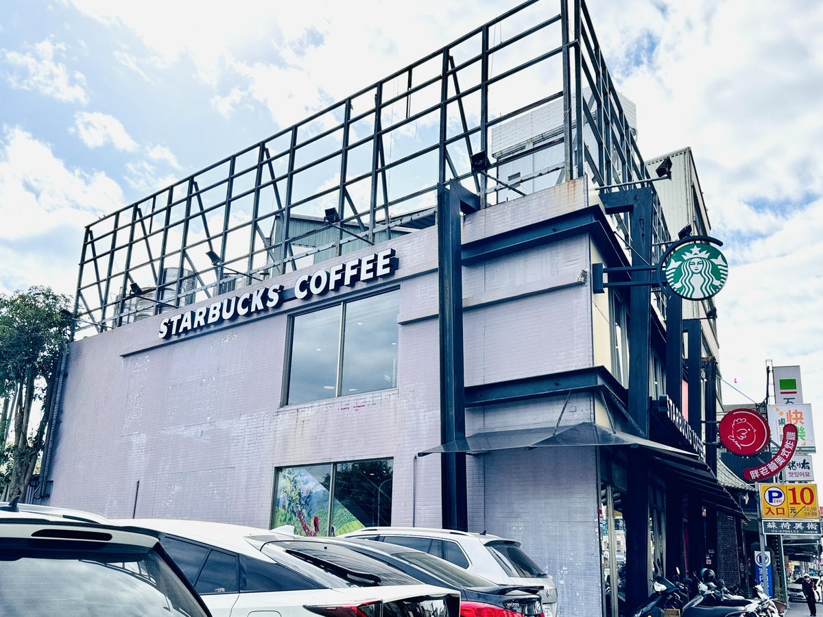 ★桃園親子景點推薦★桃園最新特色公園『龍潭運動公園』全面翻新 ★桃園親子景點推薦★桃園最新特色公園『龍潭運動公園』全面翻新