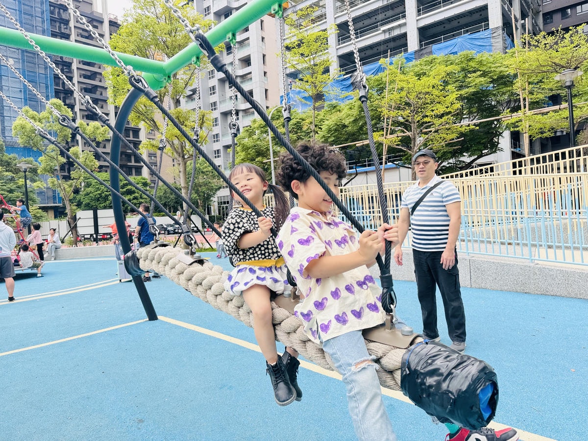 ★新北親子景點推薦★全台唯一最新影視主題『吉祥公園』特色遊戲 ★新北親子景點推薦★全台唯一最新影視主題『吉祥公園』特色遊戲