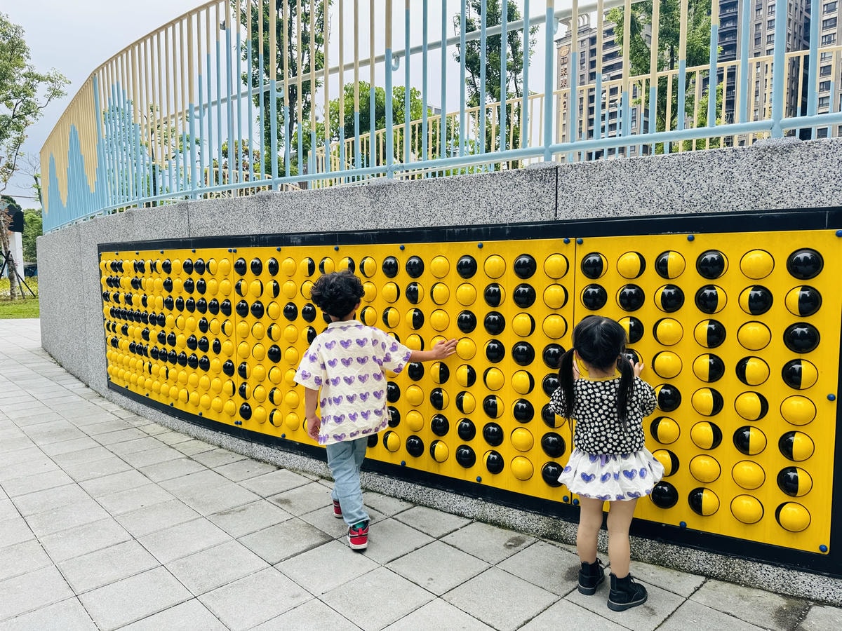 ★新北親子景點推薦★全台唯一最新影視主題『吉祥公園』特色遊戲 ★新北親子景點推薦★全台唯一最新影視主題『吉祥公園』特色遊戲