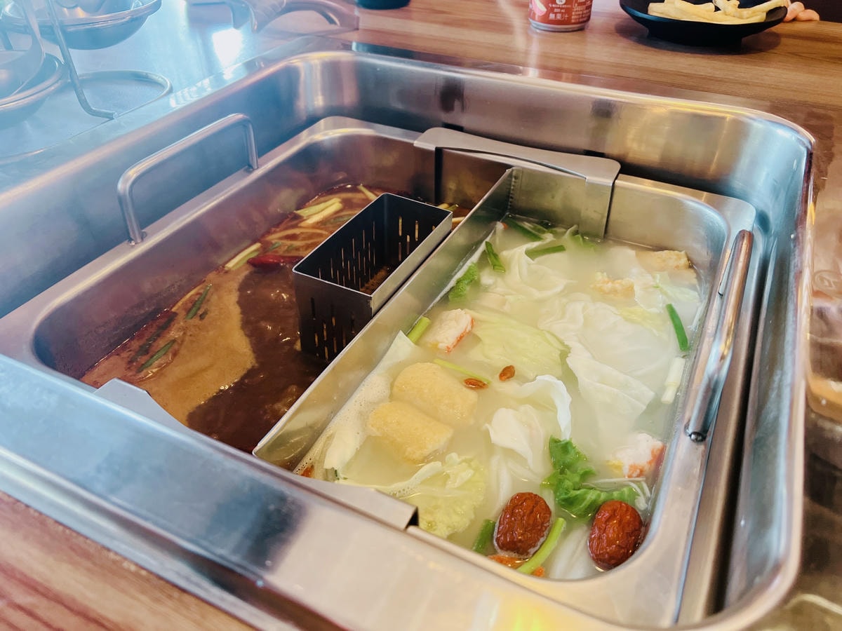 ★高雄●左營*圓砌鴛鴦升降鍋物,平日午餐只要$268起,自助 ★高雄●左營*圓砌鴛鴦升降鍋物,平日午餐只要$268起,自助