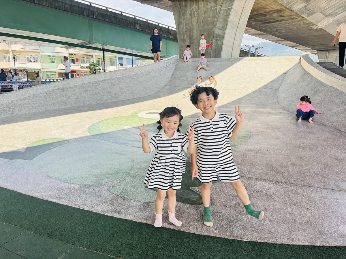 ★宜蘭親子景點推薦★礁溪二龍之心親子公園全新登場,超吸睛的龍 ★宜蘭親子景點推薦★礁溪二龍之心親子公園全新登場,超吸睛的龍