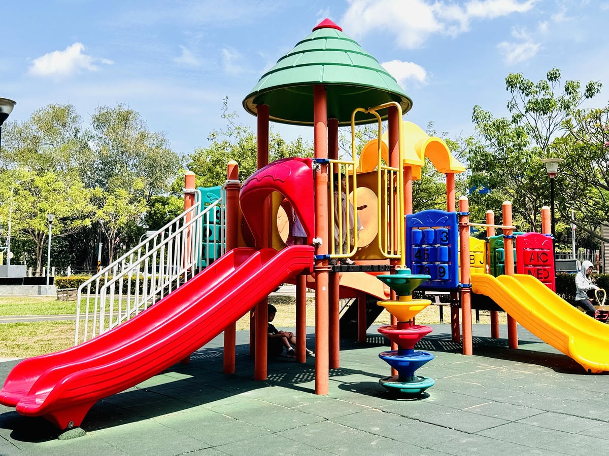 ★台中親子景點推薦★泉源兒童主題特色遊戲場,台中首座兒童交通 ★台中親子景點推薦★泉源兒童主題特色遊戲場,台中首座兒童交通