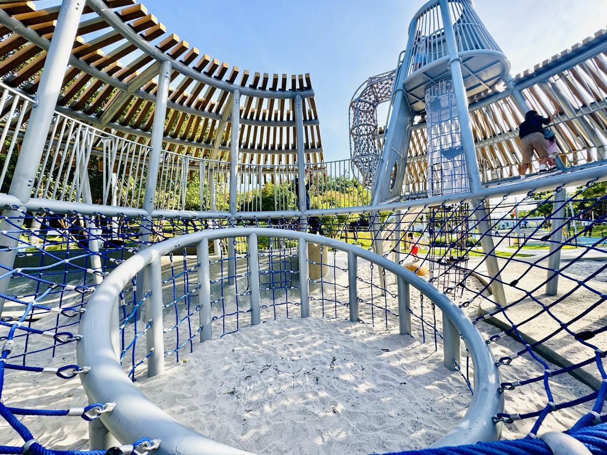 ★台中親子景點推薦★最新特色遊戲場『中央公園--飛行美樂地』 ★台中親子景點推薦★最新特色遊戲場『中央公園--飛行美樂地』