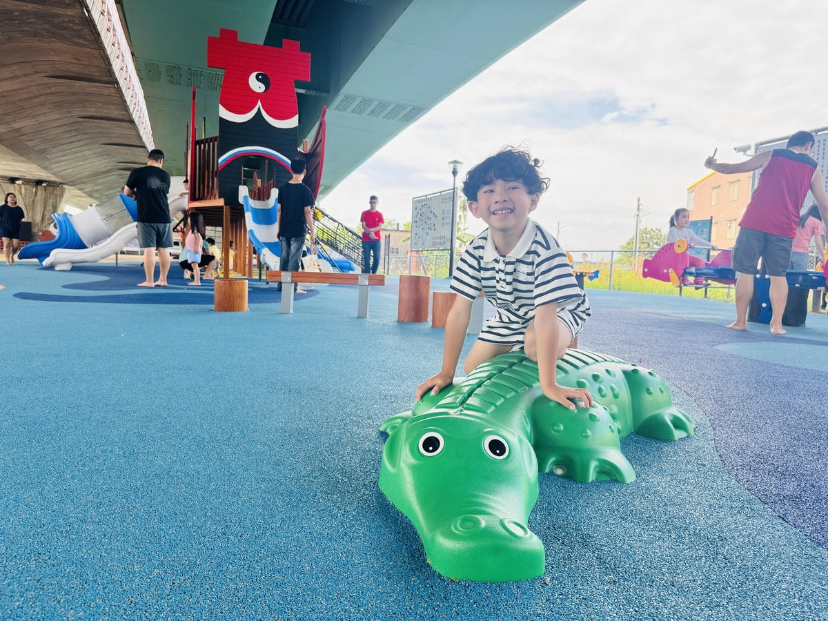 ★宜蘭親子景點推薦★礁溪二龍之心親子公園全新登場,超吸睛的龍 ★宜蘭親子景點推薦★礁溪二龍之心親子公園全新登場,超吸睛的龍