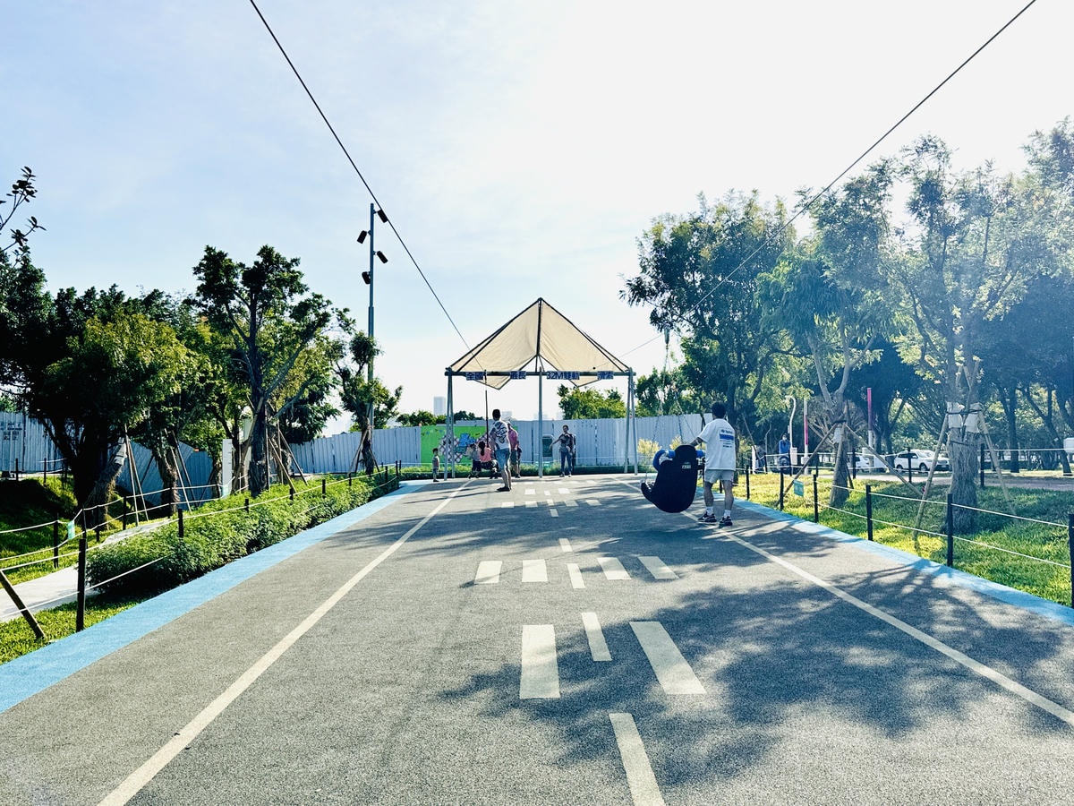 ★台中親子景點推薦★最新特色遊戲場『中央公園--飛行美樂地』 ★台中親子景點推薦★最新特色遊戲場『中央公園--飛行美樂地』