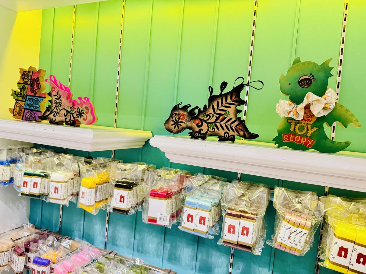 ★宜蘭親子景點推薦★莎貝莉娜精靈印畫學院,印章觀光工廠搖身一 ★宜蘭親子景點推薦★莎貝莉娜精靈印畫學院,印章觀光工廠搖身一