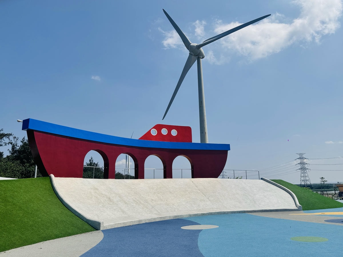 ★彰化親子景點推薦★『嬉濱海豚公園』彰化首座濱海特色遊戲場, ★彰化親子景點推薦★『嬉濱海豚公園』彰化首座濱海特色遊戲場,