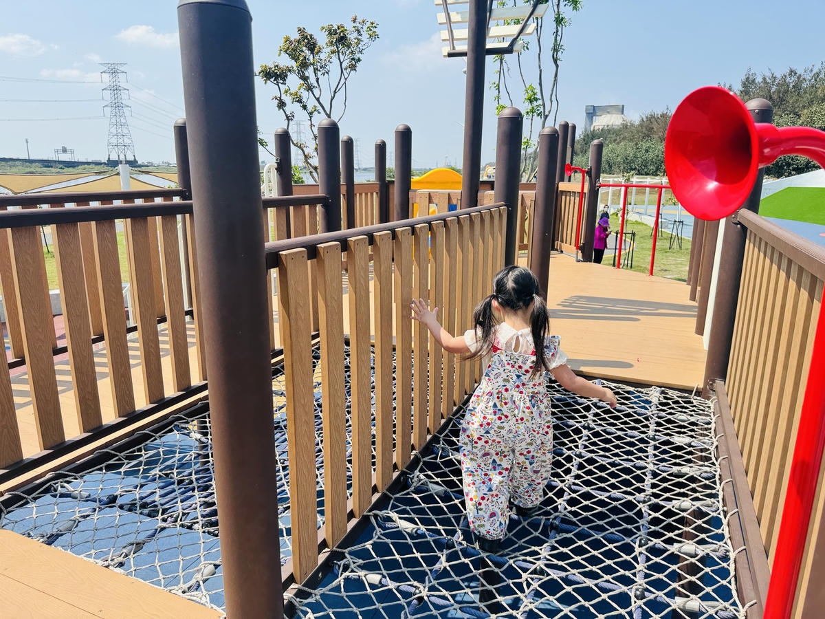 ★彰化親子景點推薦★『嬉濱海豚公園』彰化首座濱海特色遊戲場, ★彰化親子景點推薦★『嬉濱海豚公園』彰化首座濱海特色遊戲場,