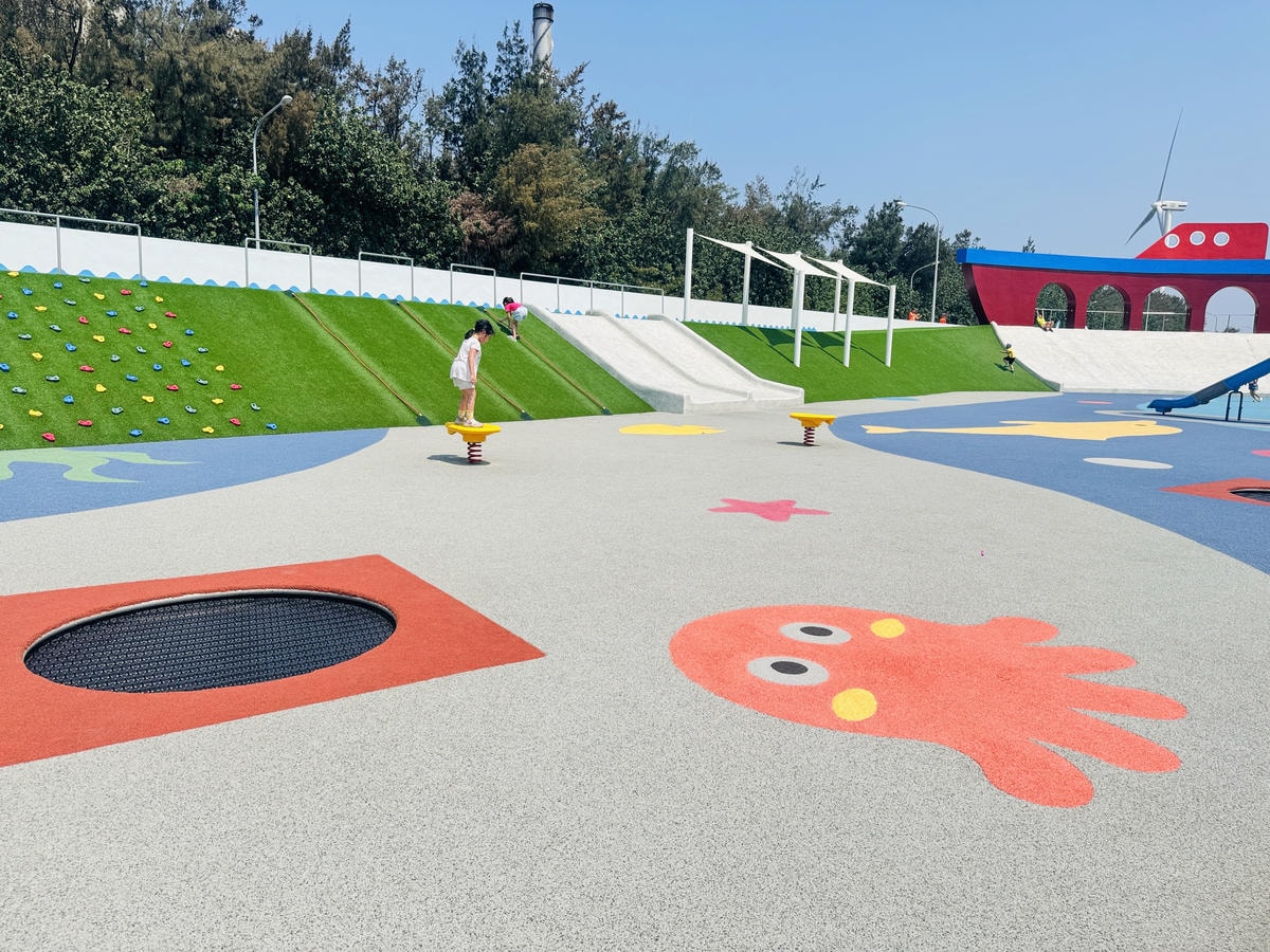 ★彰化親子景點推薦★『嬉濱海豚公園』彰化首座濱海特色遊戲場, ★彰化親子景點推薦★『嬉濱海豚公園』彰化首座濱海特色遊戲場,