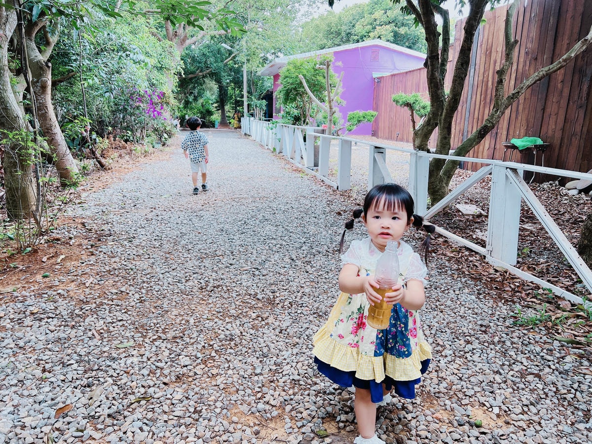 ★台中親子景點推薦★免費親子農場『益健乳羊牧場』可以餵食羊咩 ★台中親子景點推薦★免費親子農場『益健乳羊牧場』可以餵食羊咩
