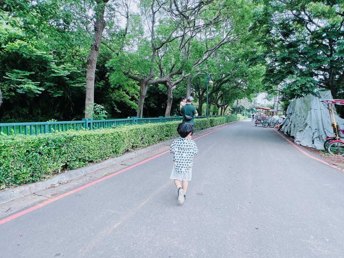 ★台中親子景點推薦★免費親子農場『益健乳羊牧場』可以餵食羊咩 ★台中親子景點推薦★免費親子農場『益健乳羊牧場』可以餵食羊咩