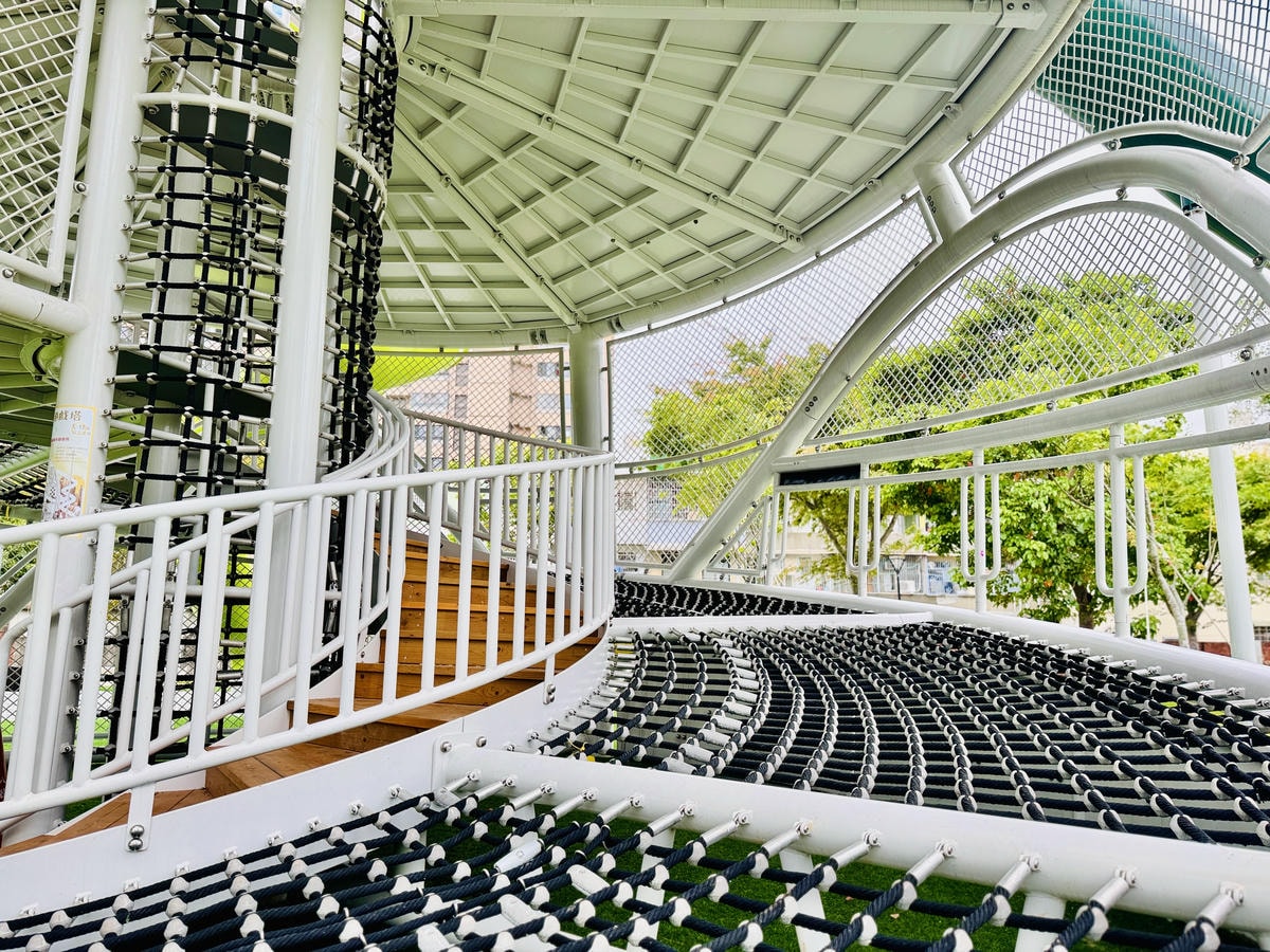 ★桃園親子景點推薦★最新旗艦遊戲場『八德楓樹腳公園』,有16 ★桃園親子景點推薦★最新旗艦遊戲場『八德楓樹腳公園』,有16