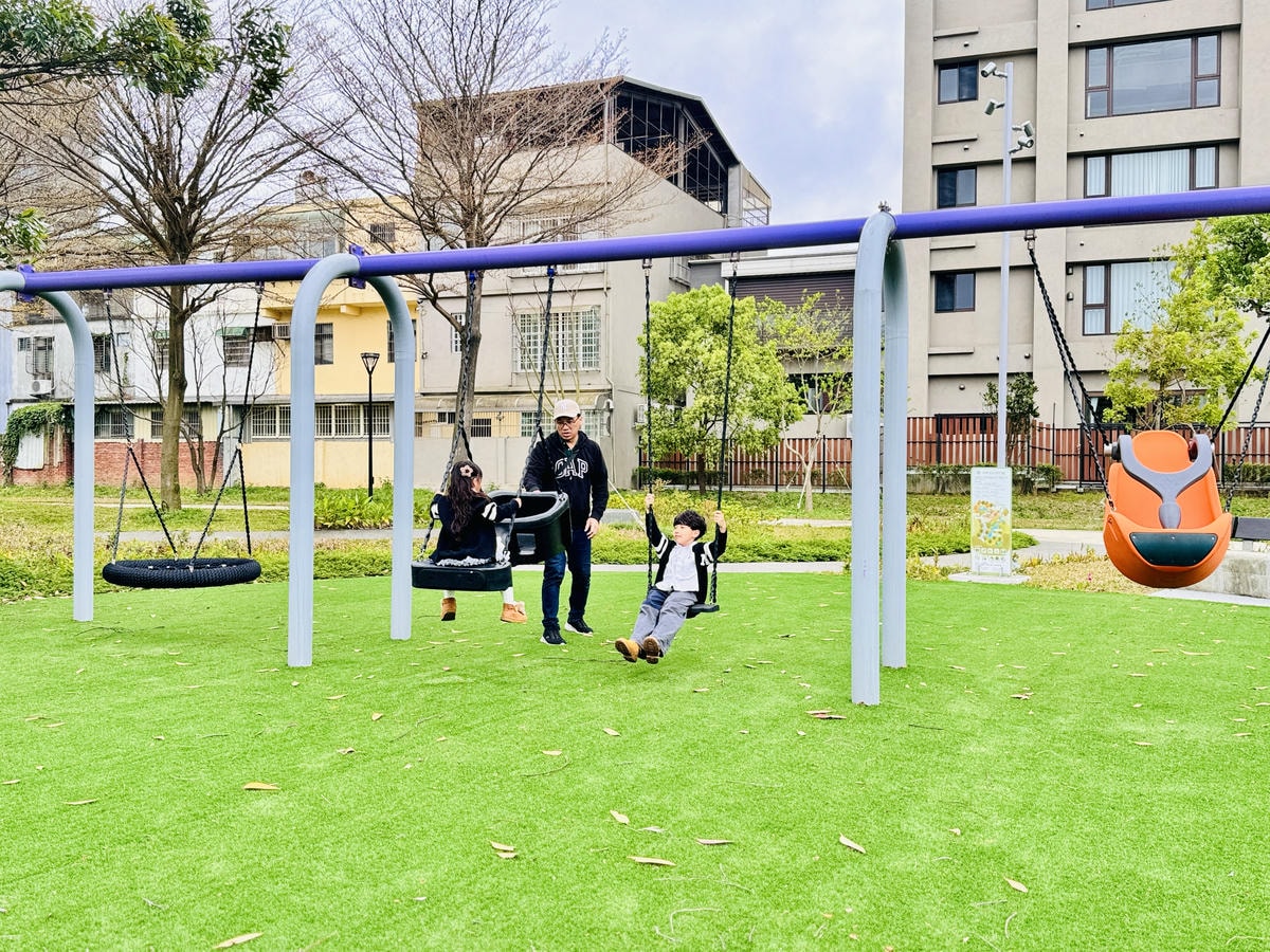 ★桃園親子景點推薦★最新旗艦遊戲場『八德楓樹腳公園』,有16 ★桃園親子景點推薦★最新旗艦遊戲場『八德楓樹腳公園』,有16
