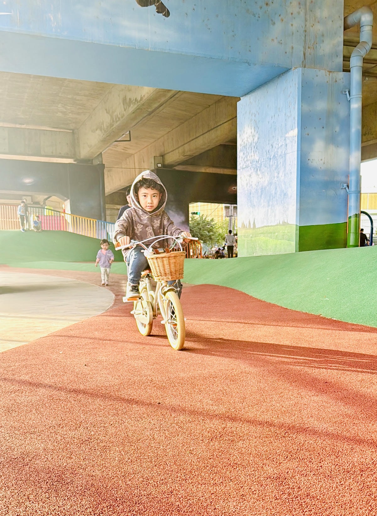 ★桃園★國2橋下兒童冒險公園，全新整修後更好玩！兒童遊戲區、