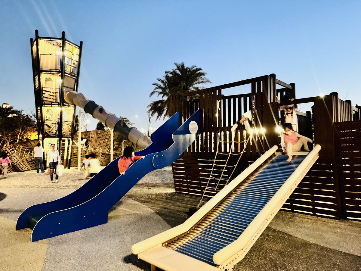 ★台中親子景點推薦★台中最新『梧棲漁寮公園』海線首座戲水航海