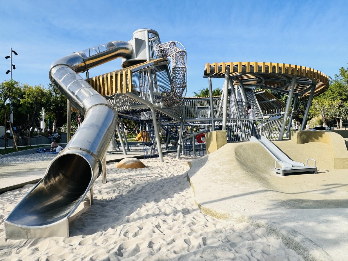 ★台中親子景點推薦★最新特色遊戲場『中央公園--飛行美樂地』 ★台中親子景點推薦★最新特色遊戲場『中央公園--飛行美樂地』