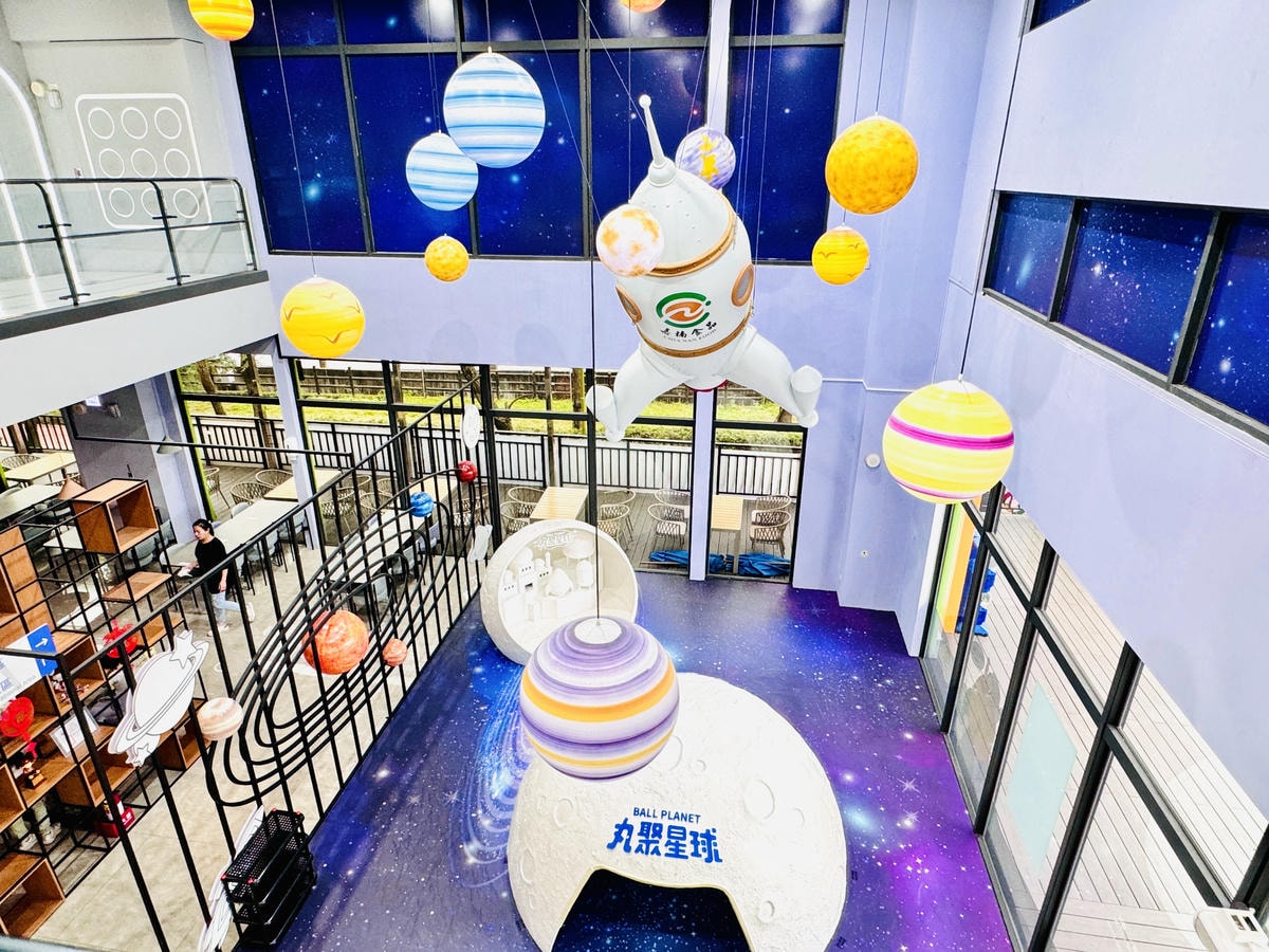 ★嘉義親子景點推薦★超好拍星際主題『丸聚星球』,一秒到夢幻星 ★嘉義親子景點推薦★超好拍星際主題『丸聚星球』,一秒到夢幻星