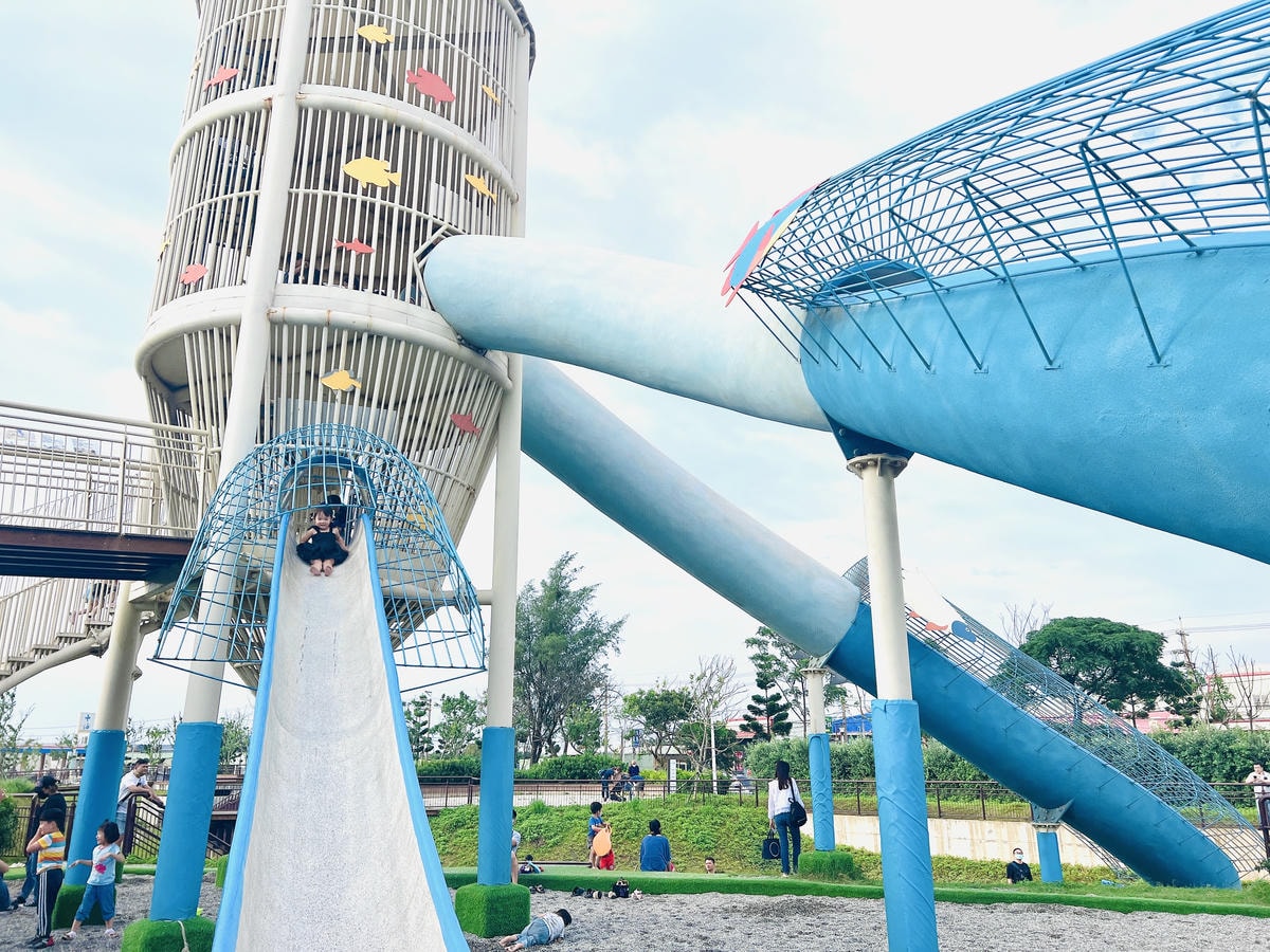 ★桃園●觀音*水之丘特色公園*來趣玩藍白色系度假風的滑水道, ★桃園●觀音*水之丘特色公園*來趣玩藍白色系度假風的滑水道,