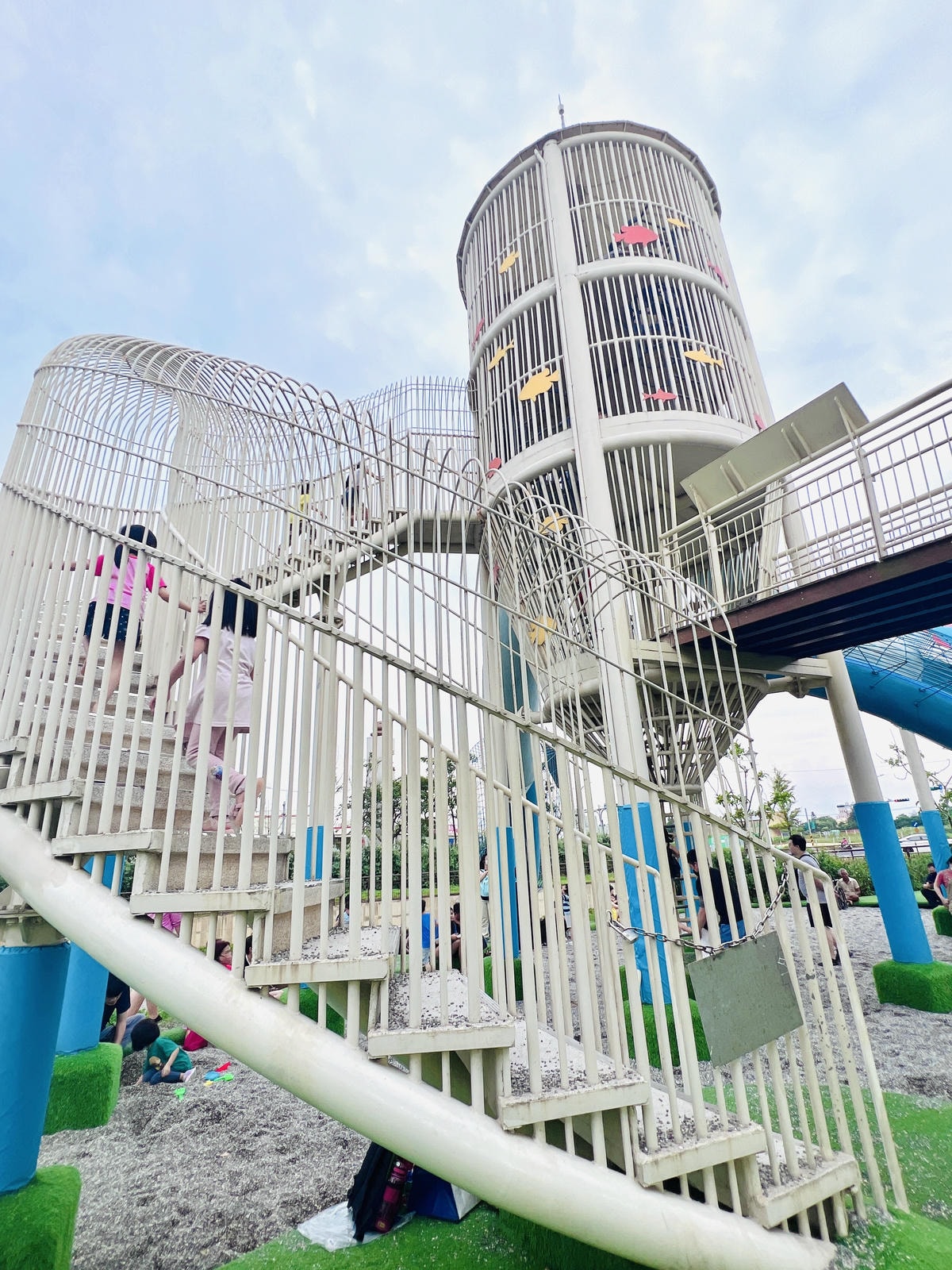 ★桃園●觀音*水之丘特色公園*來趣玩藍白色系度假風的滑水道, ★桃園●觀音*水之丘特色公園*來趣玩藍白色系度假風的滑水道,