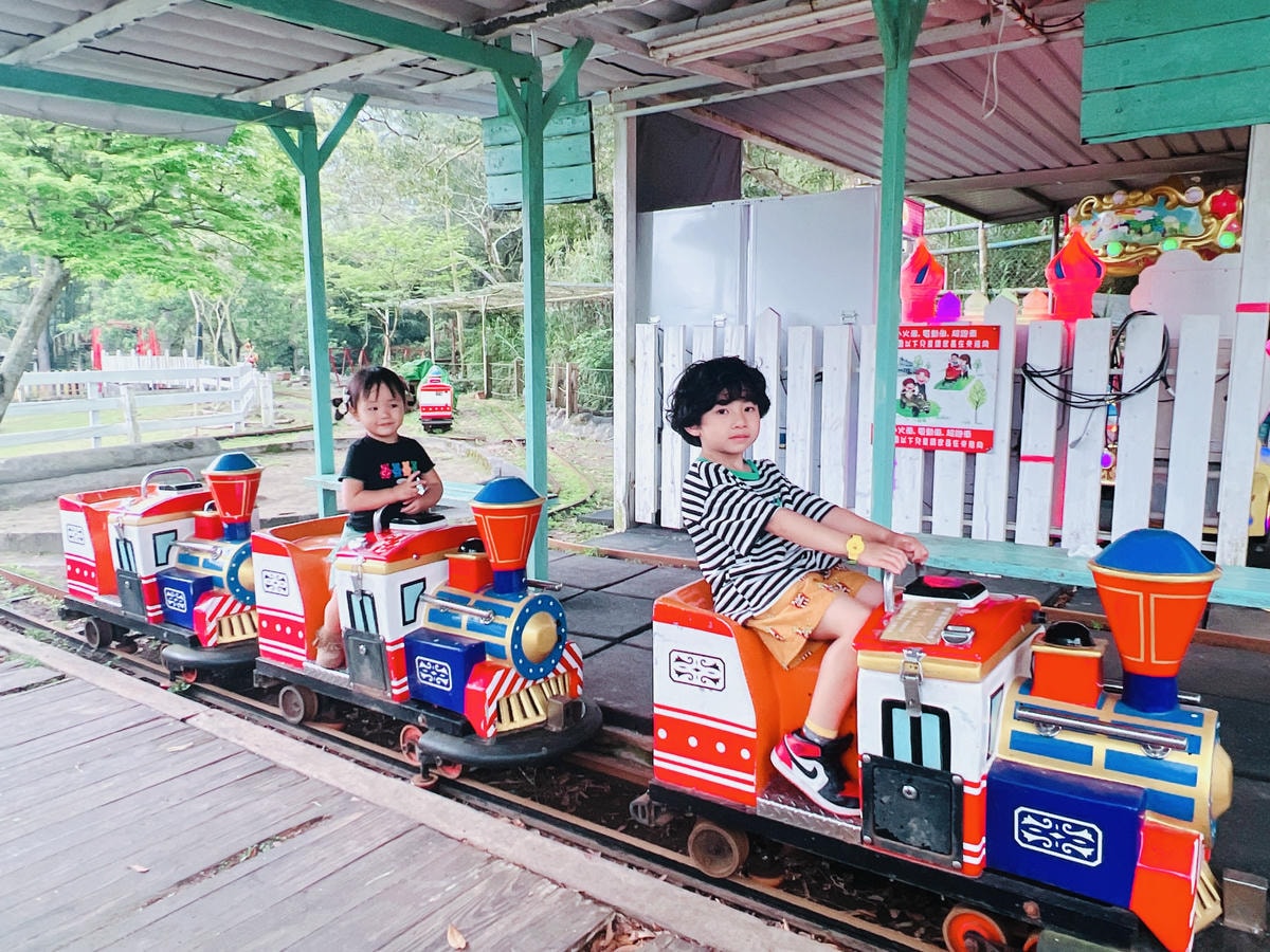 ★桃園親子農場推薦★『 富田花園農場 』近距離互動餵食可愛動 ★桃園親子農場推薦★『 富田花園農場 』近距離互動餵食可愛動