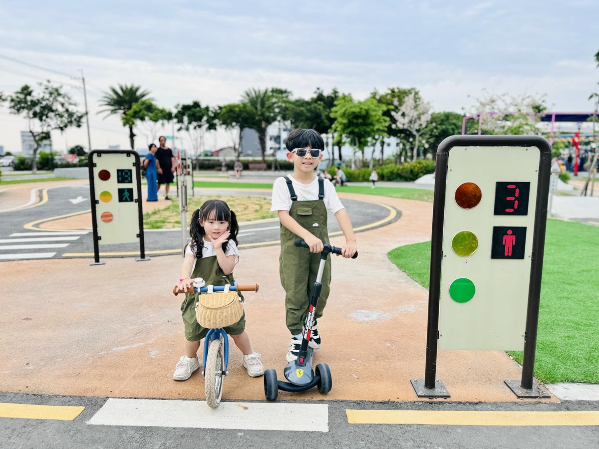 ★彰化親子景點推薦★全新2.0『 社頭公園 』新登場,全台唯 ★彰化親子景點推薦★全新2.0『 社頭公園 』新登場,全台唯