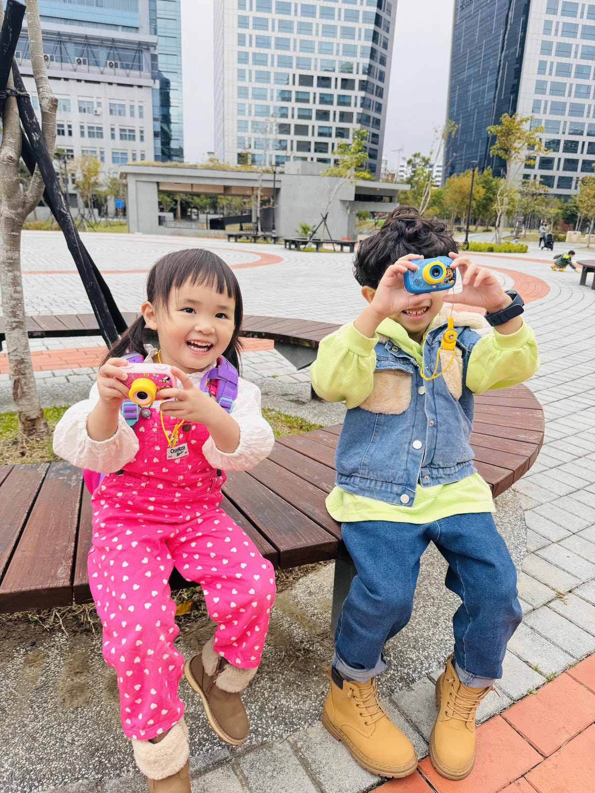 ★好物推薦★汪汪隊立大功兒童數位相機，正版授權，2.0吋螢幕