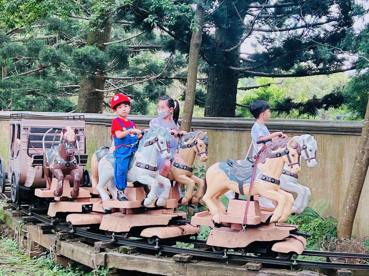 ★新竹●關西＊六福村主題遊樂園＊號稱台版環球影城，水陸都好玩