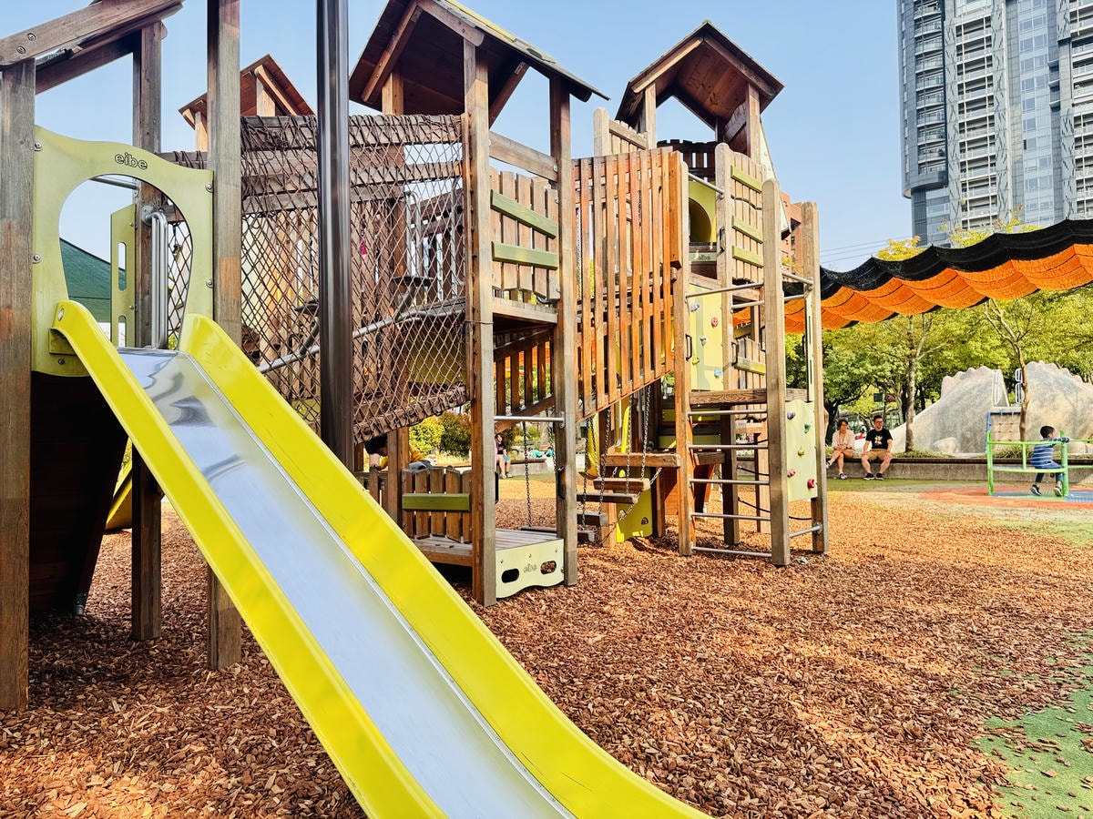 ★台北●大安區★隱藏在大安森林公園內的『森林之王兒童遊戲場』