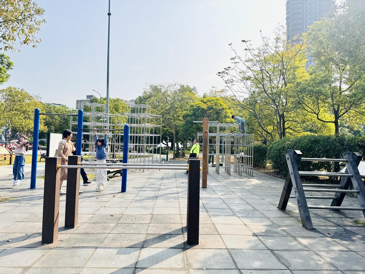 ★台北●大安區★隱藏在大安森林公園內的『森林之王兒童遊戲場』