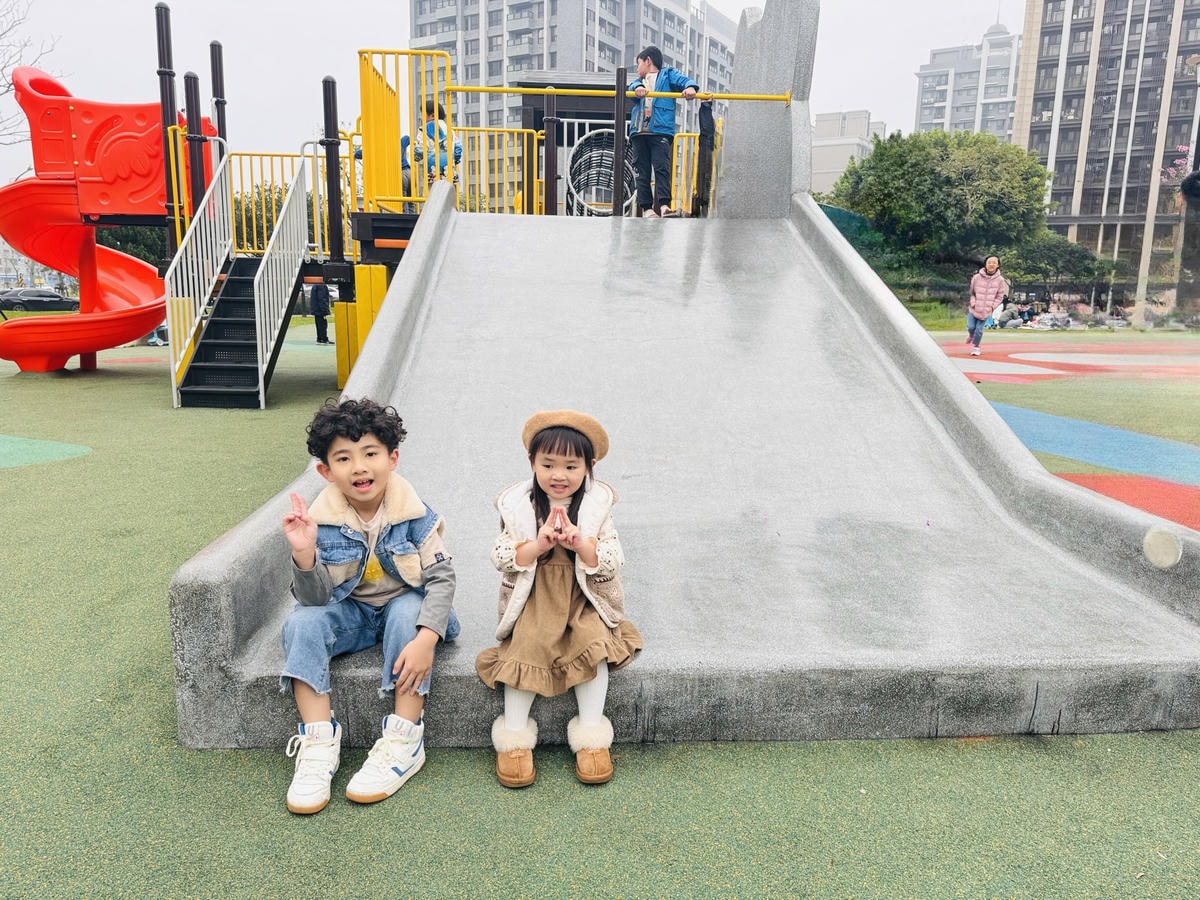 ★桃園●八德*最萌兔兔主題遊戲場『建德公園』,重新翻修更好玩 ★桃園●八德*最萌兔兔主題遊戲場『建德公園』,重新翻修更好玩