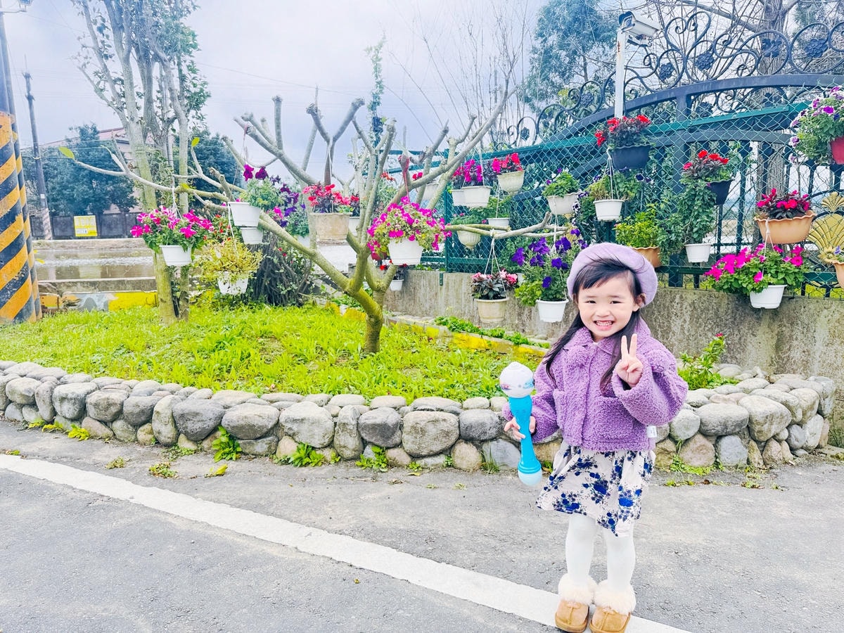 ★桃園●大溪*一秒到南法偽出國『黃色小屋 咖啡莊園』,亮眼的 ★桃園●大溪*一秒到南法偽出國『黃色小屋 咖啡莊園』,亮眼的