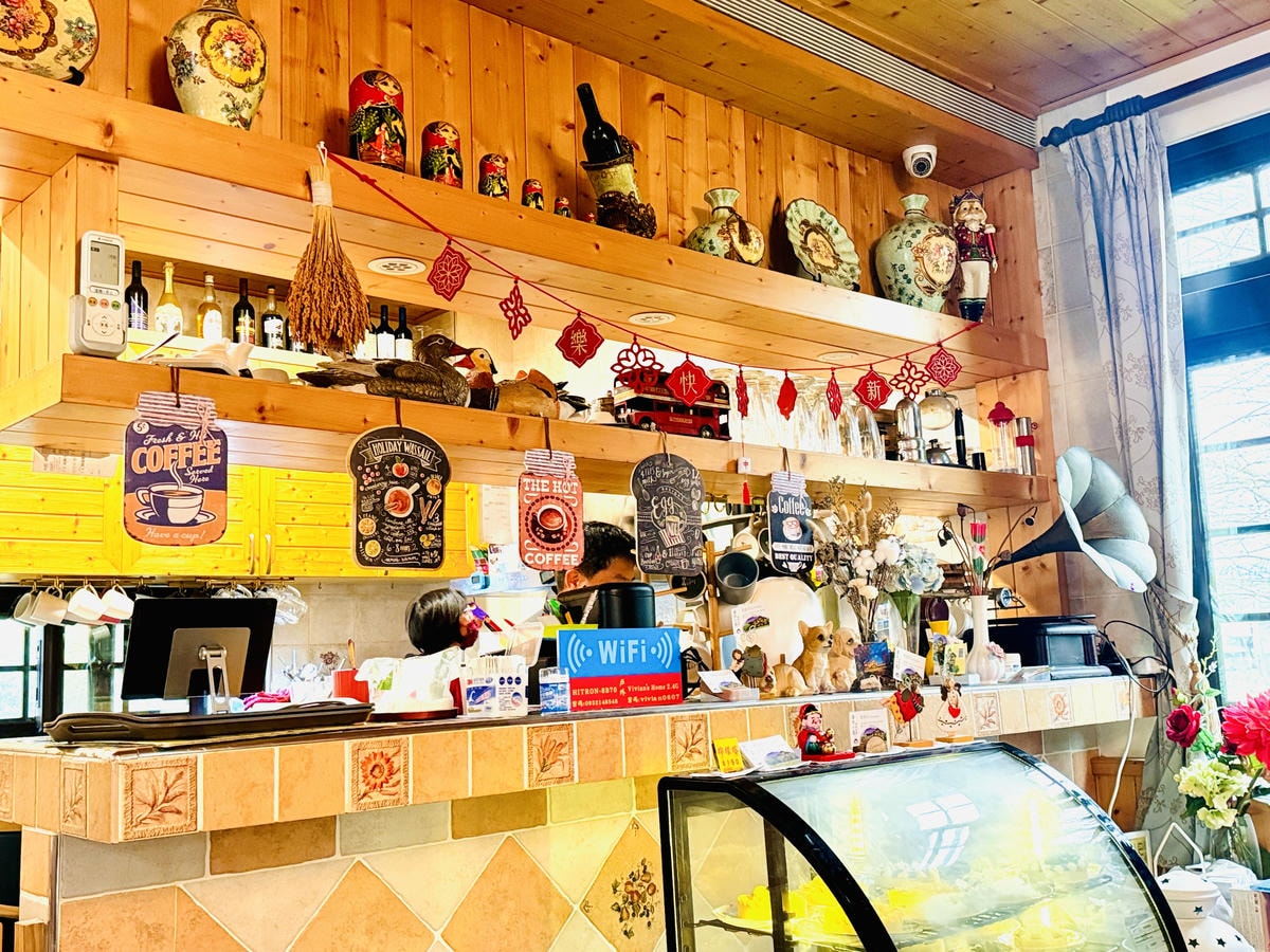 ★桃園●大溪*一秒到南法偽出國『黃色小屋 咖啡莊園』,亮眼的 ★桃園●大溪*一秒到南法偽出國『黃色小屋 咖啡莊園』,亮眼的