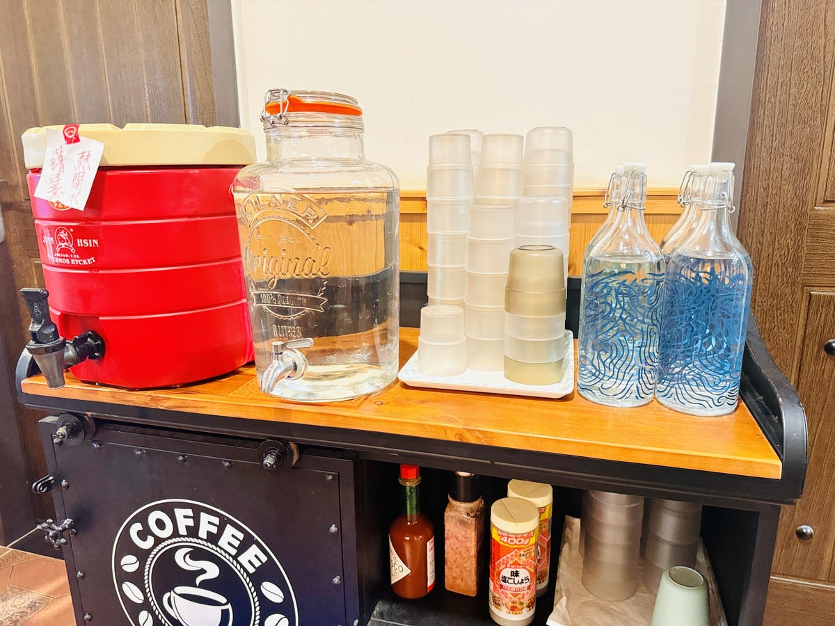 ★桃園●大溪*一秒到南法偽出國『黃色小屋 咖啡莊園』,亮眼的 ★桃園●大溪*一秒到南法偽出國『黃色小屋 咖啡莊園』,亮眼的