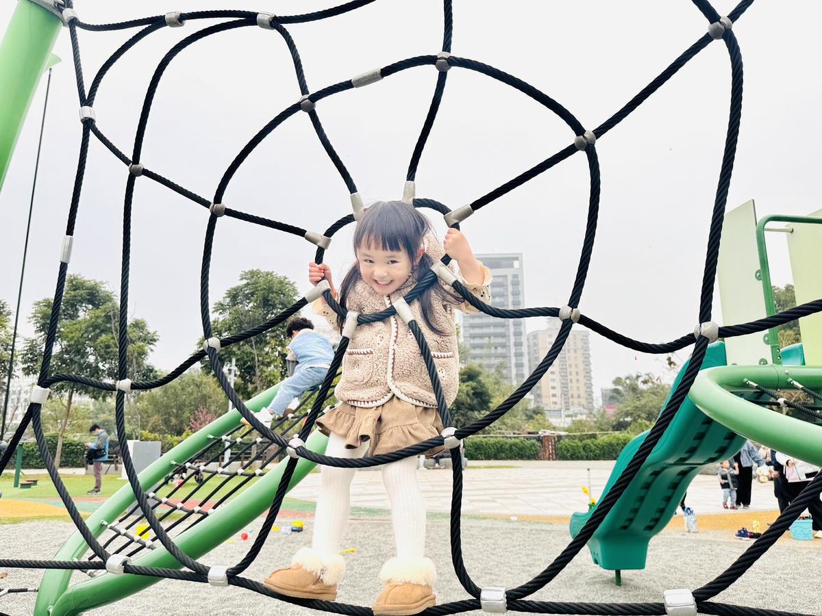 ★桃園●八德*一秒闖入童話故事裡『傑克冒險公園』,大型葉子藤 ★桃園●八德*一秒闖入童話故事裡『傑克冒險公園』,大型葉子藤