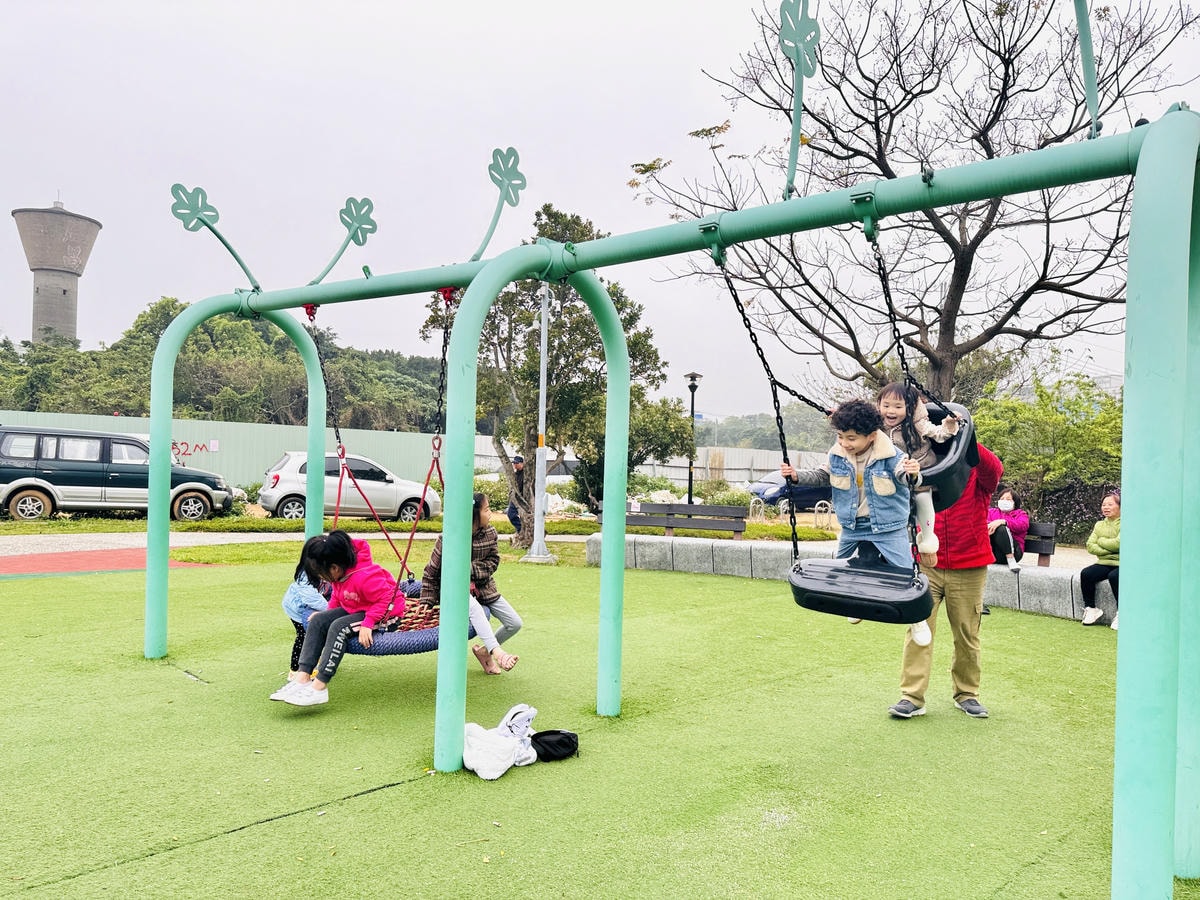 ★桃園●八德*一秒闖入童話故事裡『傑克冒險公園』,大型葉子藤 ★桃園●八德*一秒闖入童話故事裡『傑克冒險公園』,大型葉子藤