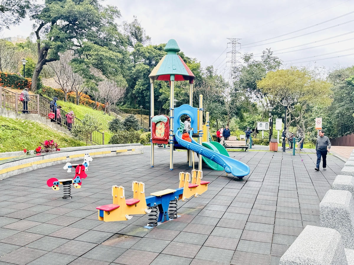 ★新北●鶯歌*最美拍的『鶯歌永吉公園』,擁有雙色櫻花、炮仗花 ★新北●鶯歌*最美拍的『鶯歌永吉公園』,擁有雙色櫻花、炮仗花