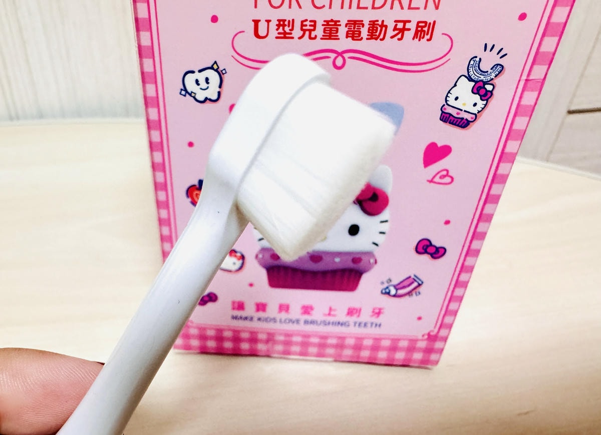 ★好物推薦★ NETTEC--U型兒童電動牙刷(KITTY ★好物推薦★ NETTEC--U型兒童電動牙刷(KITTY