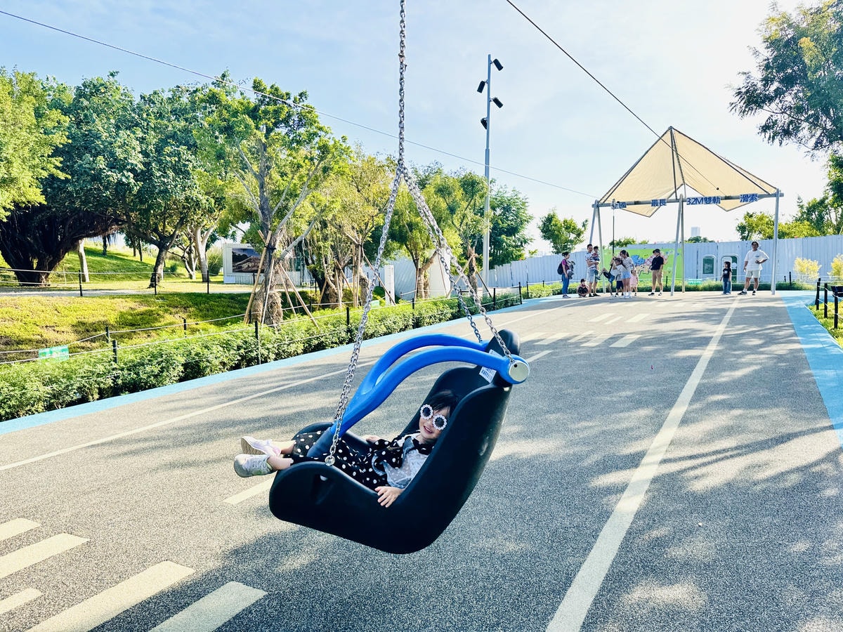 ★台中親子景點推薦★最新特色遊戲場『中央公園--飛行美樂地』 ★台中親子景點推薦★最新特色遊戲場『中央公園--飛行美樂地』